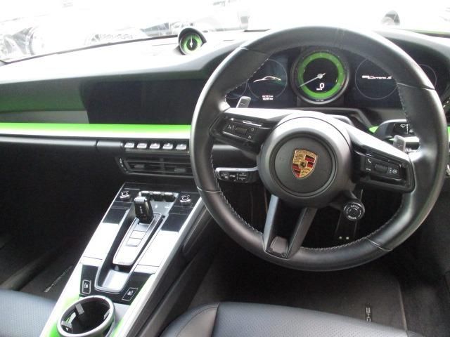 ポルシェ ９１１(クーペ) 写真3
