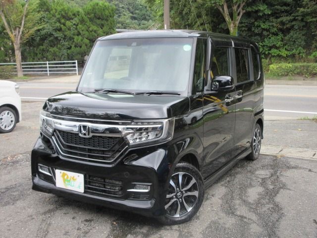 ホンダ N-BOX 写真1