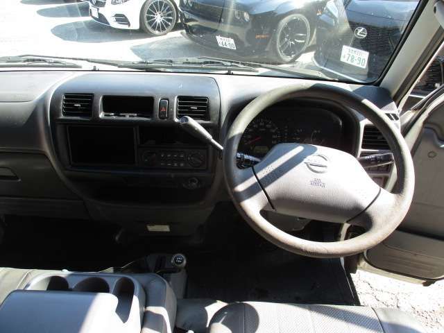 日産 バネット 写真3